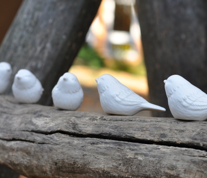 Little white ceramic Birdie